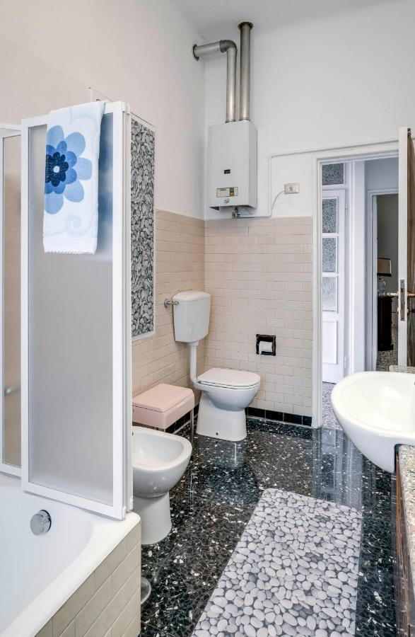 Sentirsi A Casa, Lontano Da Casa-Feel At Home Away From Home Caronno Pertusella 外观 照片