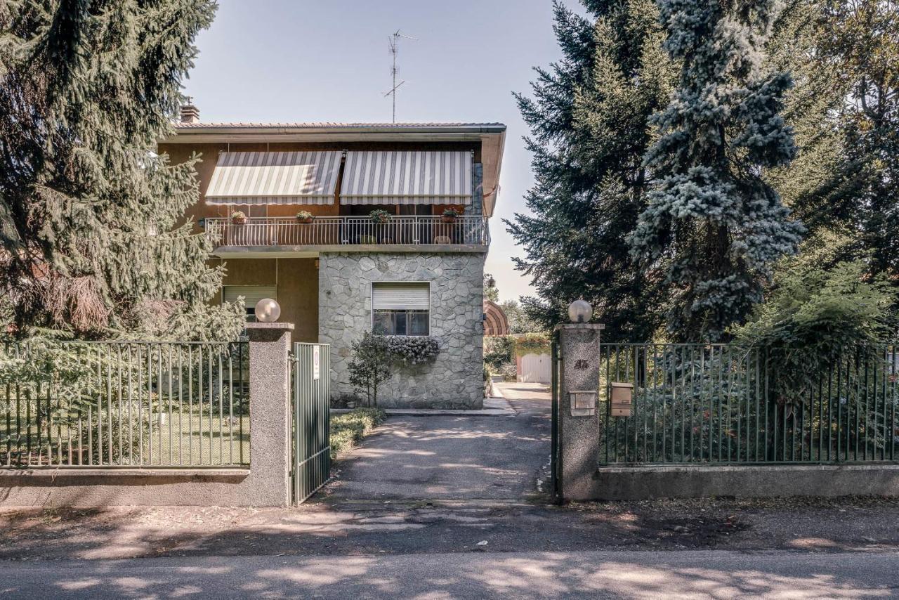 Sentirsi A Casa, Lontano Da Casa-Feel At Home Away From Home Caronno Pertusella 外观 照片