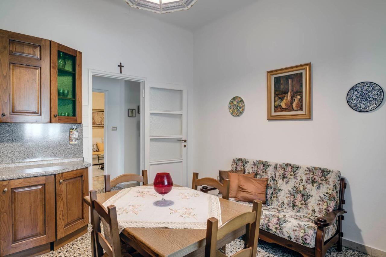 Sentirsi A Casa, Lontano Da Casa-Feel At Home Away From Home Caronno Pertusella 外观 照片