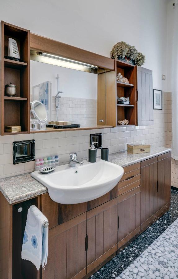 Sentirsi A Casa, Lontano Da Casa-Feel At Home Away From Home Caronno Pertusella 外观 照片